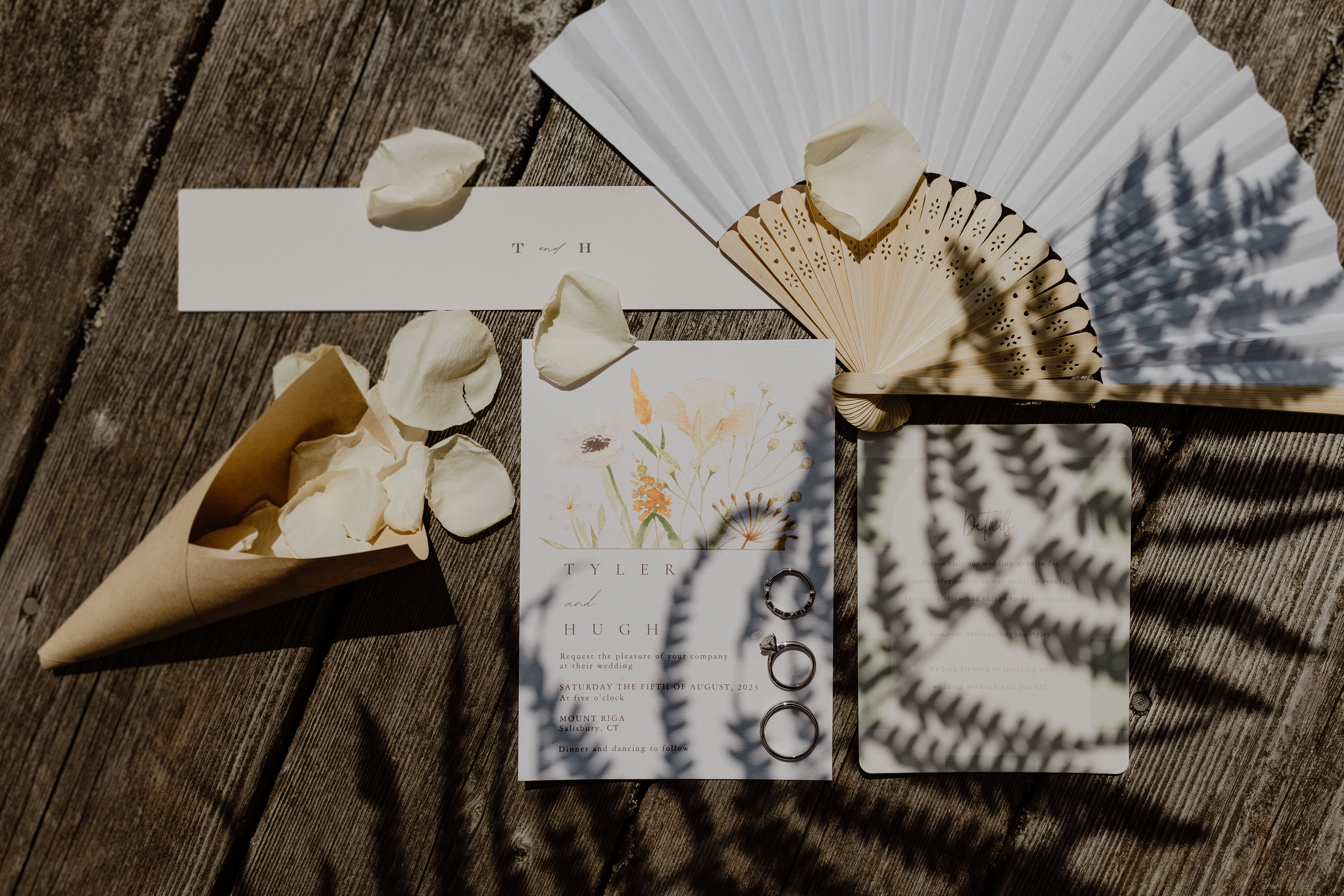 summer wedding detail shot