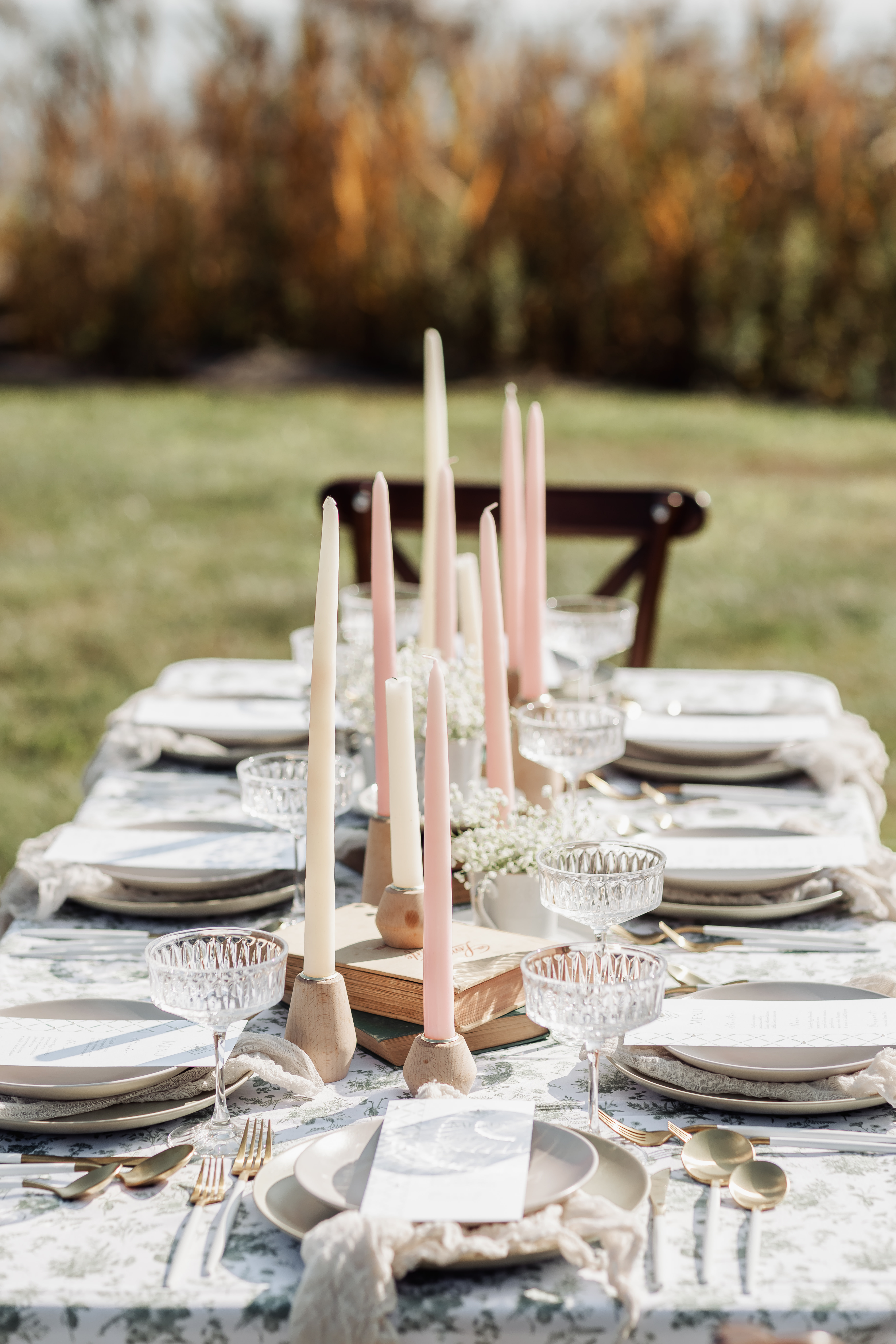 AVENTZ Co. Connecticut Event & Wedding Planner. Abby Fritz Connecticut Wedding Designer, Backyard weddings, CT Private Events, Design, Weddings, Intimate | Simply K. Studios