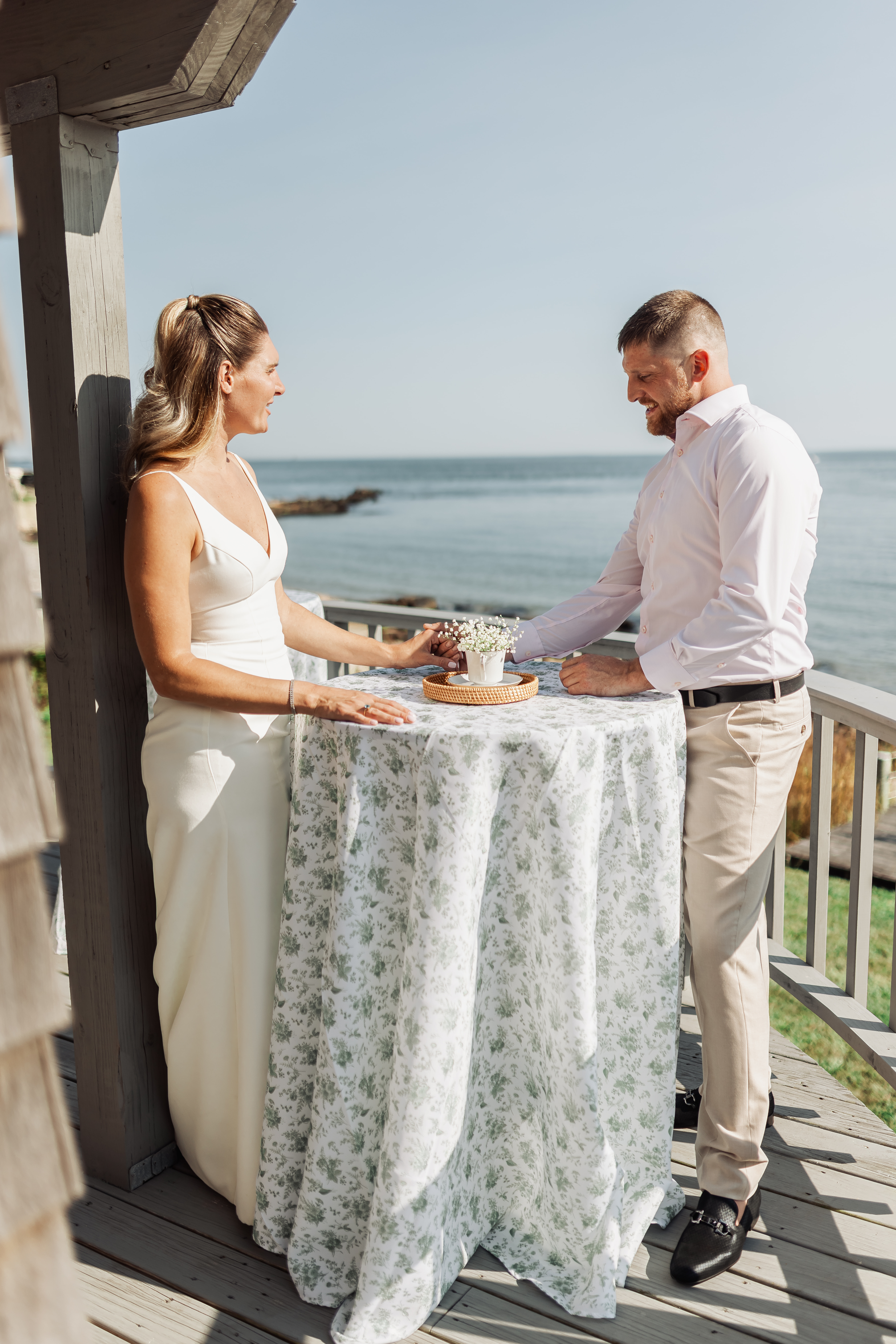 AVENTZ Co. Connecticut Event & Wedding Planner. Abby Fritz Connecticut Wedding Designer, Backyard weddings, CT Private Events, Design, Weddings, Intimate | Simply K. Studios