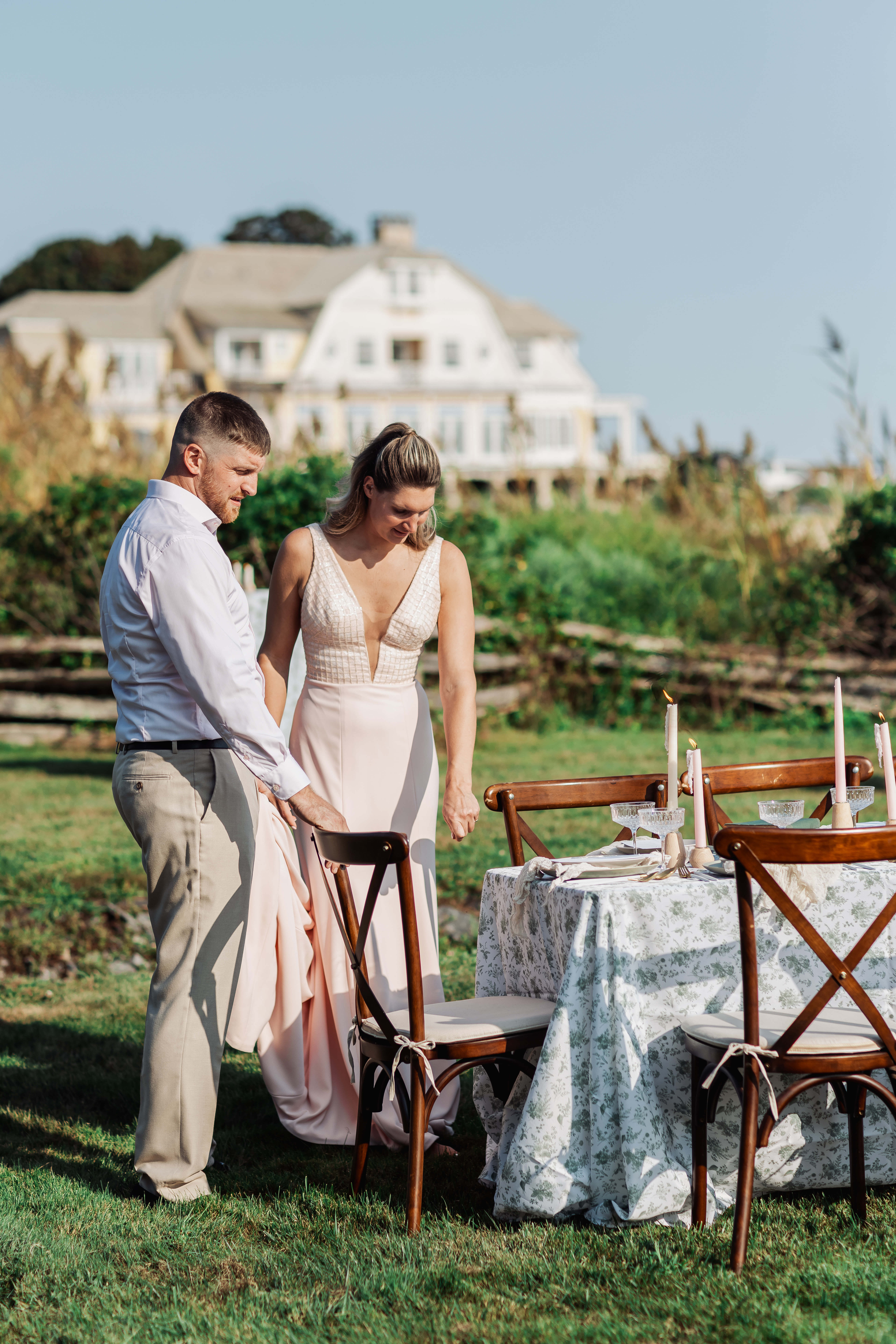 AVENTZ Co. Connecticut Event & Wedding Planner. Abby Fritz Connecticut Wedding Designer, Backyard weddings, CT Private Events, Design, Weddings, Intimate | Simply K. Studios