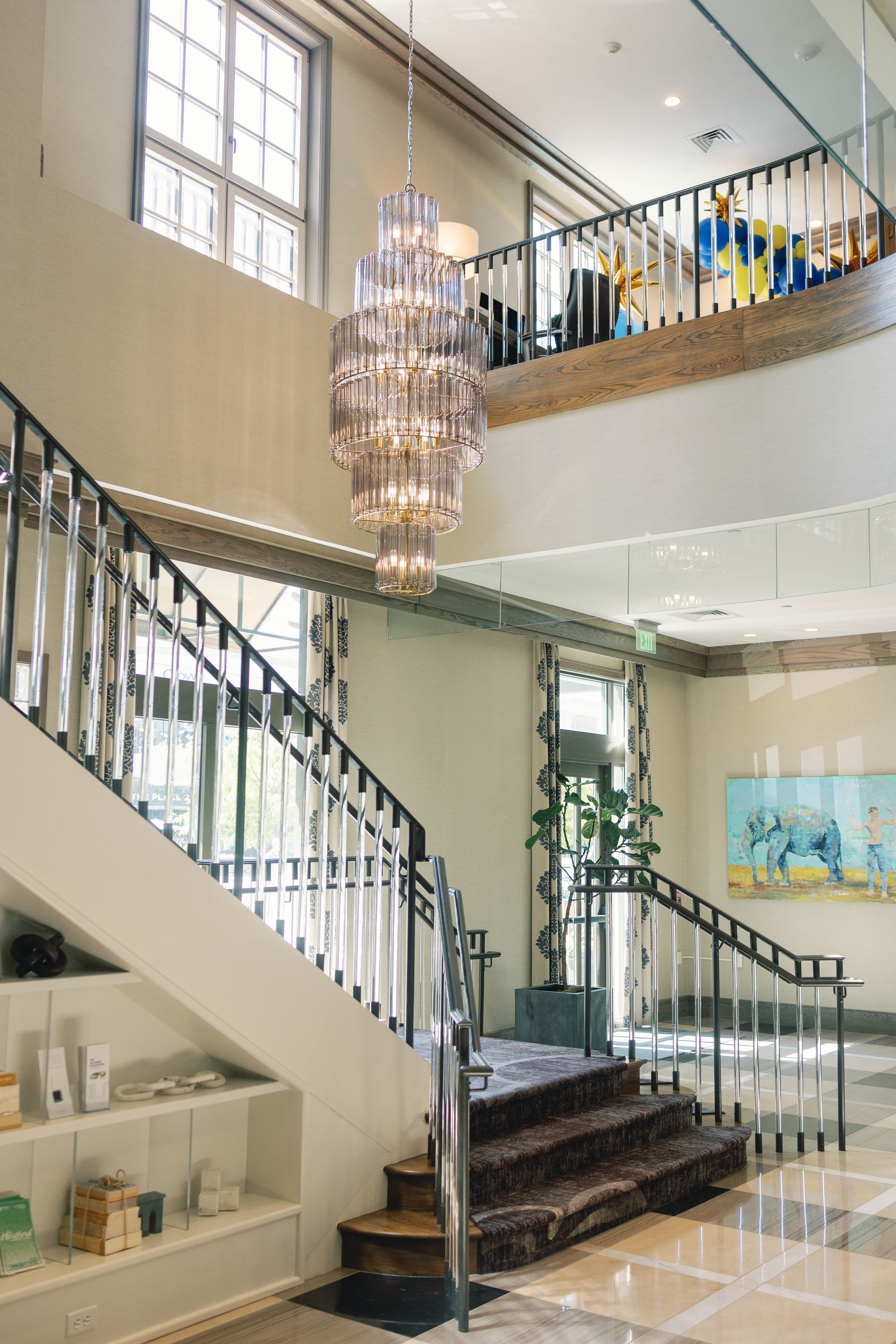 AVENTZ Co. Connecicut Event & Wedding Planner. Abby Fritz Connecicut Wedding Designer. Delamar Hotel West Hartford. Ali Valdez Photography