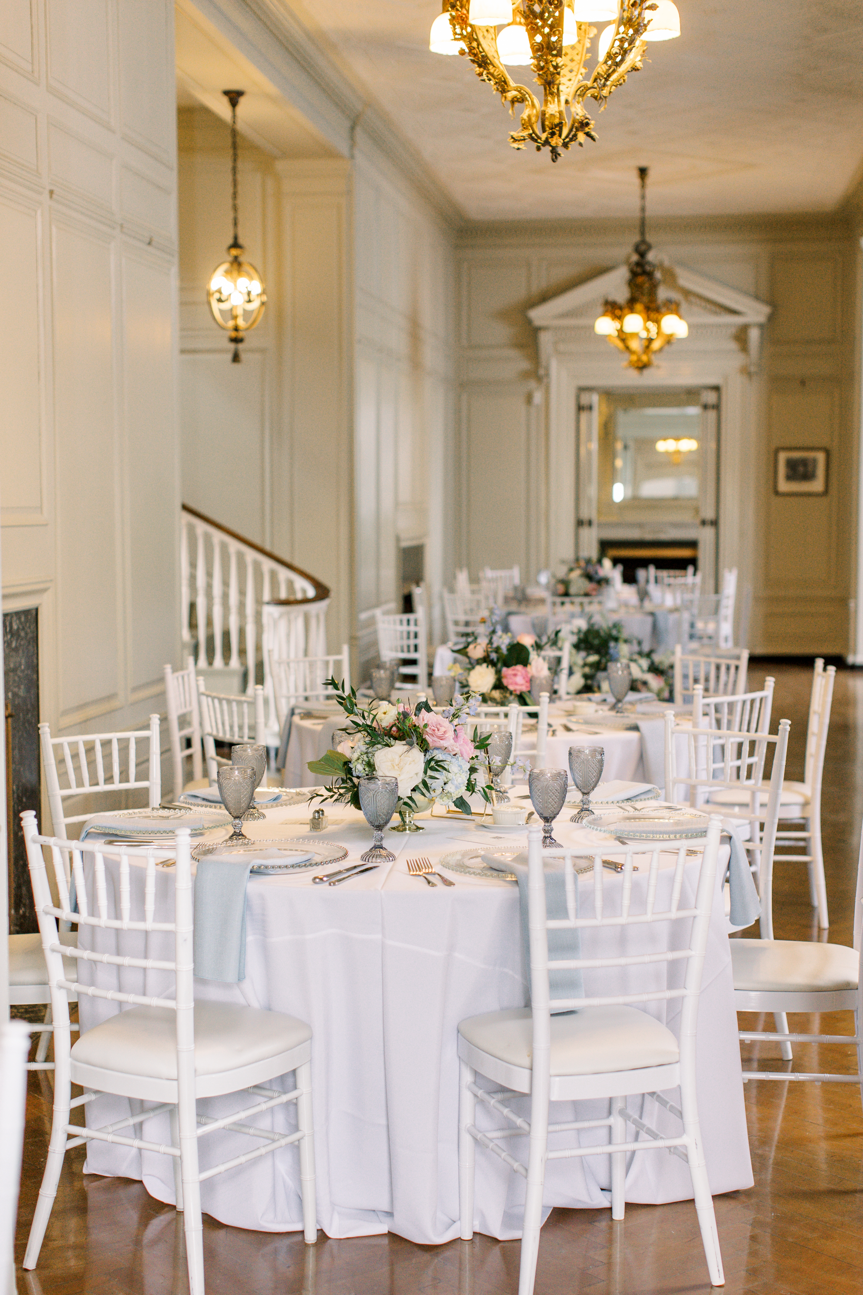 AVENTZ Co. Connecticut Event & Wedding Planner. Abby Fritz Connecticut Wedding Designer, Backyard weddings, CT Private Events, Design, Weddings, Intimate | Krista Jean Photography