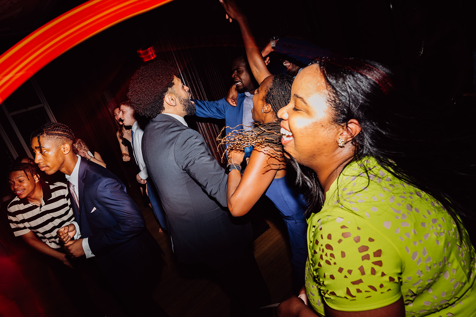 AVENTZ Co. Connecticut Event & Wedding Planner. Abby Fritz Connecticut Wedding Designer, Backyard weddings, CT Private Events, Design, Weddings, Intimate | Molly Mia Photo & Film